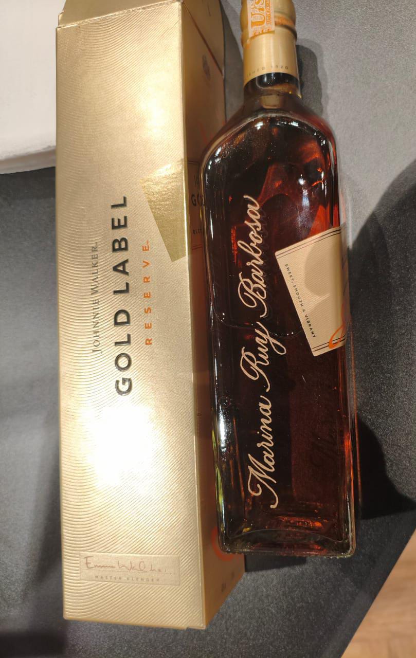 Johnnie Walker Gold Label Reserve personalizado